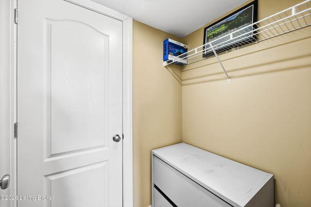 11003 Little Spring Blvd, Louisville, KY 40291