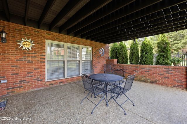 11003 Little Spring Blvd, Louisville, KY 40291