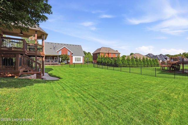 11003 Little Spring Blvd, Louisville, KY 40291