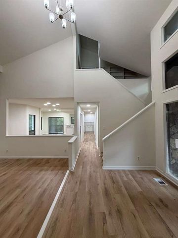 352 N Peak Drive, Alpharetta, GA 30022