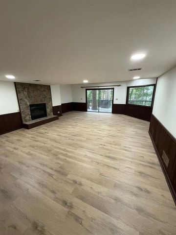352 N Peak Drive, Alpharetta, GA 30022