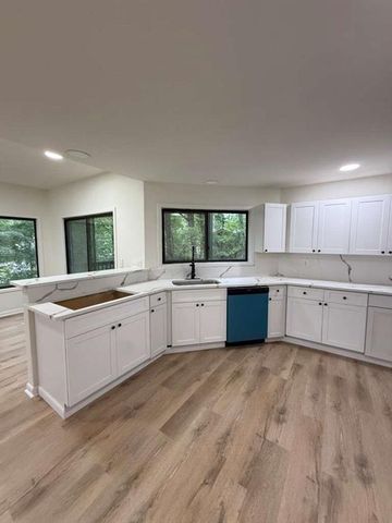 352 N Peak Drive, Alpharetta, GA 30022