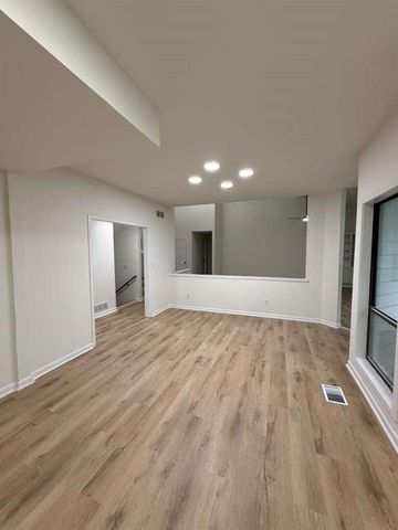 352 N Peak Drive, Alpharetta, GA 30022