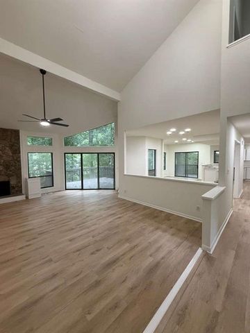 352 N Peak Drive, Alpharetta, GA 30022
