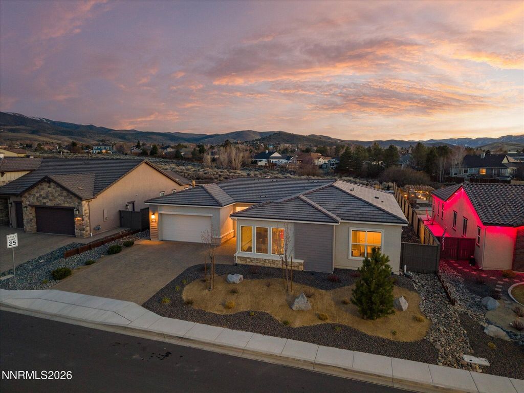 Image 3 of property listing at 1234 Crawford Crk Drive, Reno, NV 89521