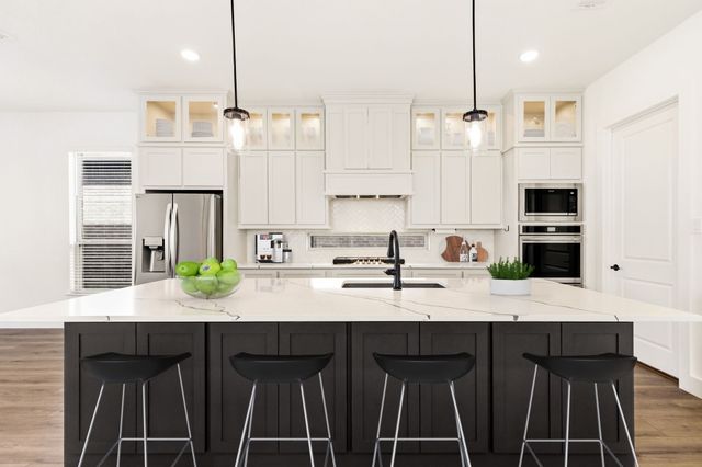 3104 Lake Village Drive, Anna, TX 75409