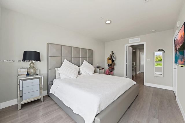 2535 NE 193rd St 3209, Miami, FL 33180