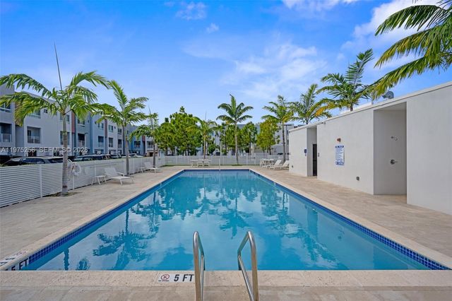 2535 NE 193rd St 3209, Miami, FL 33180