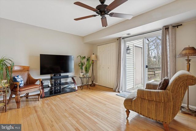 631 WHITTIER DR, Warminster, PA 18974