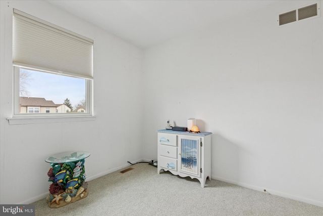 631 WHITTIER DR, Warminster, PA 18974