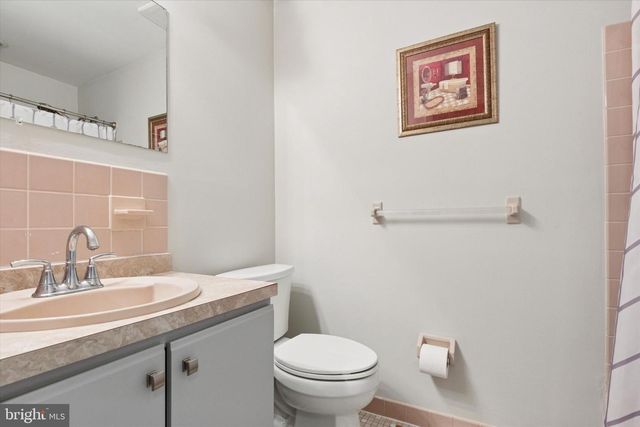 631 WHITTIER DR, Warminster, PA 18974