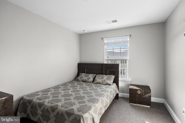 1067 PRIME PL, Sewell, NJ 08080