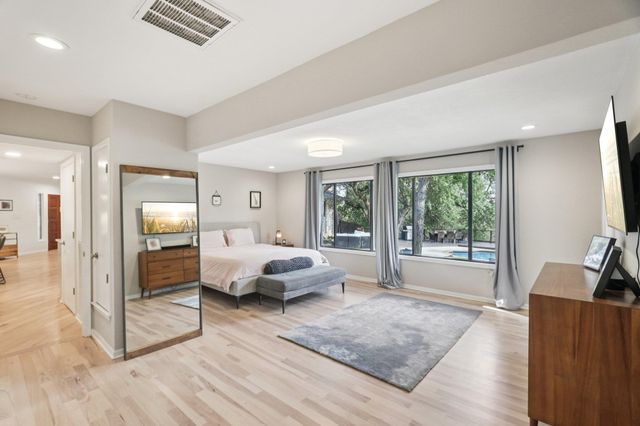 3902 Knollwood DR A, Austin, TX 78731