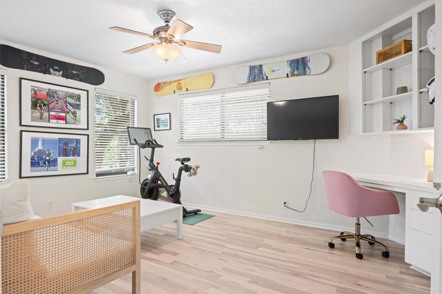 3902 Knollwood DR A, Austin, TX 78731