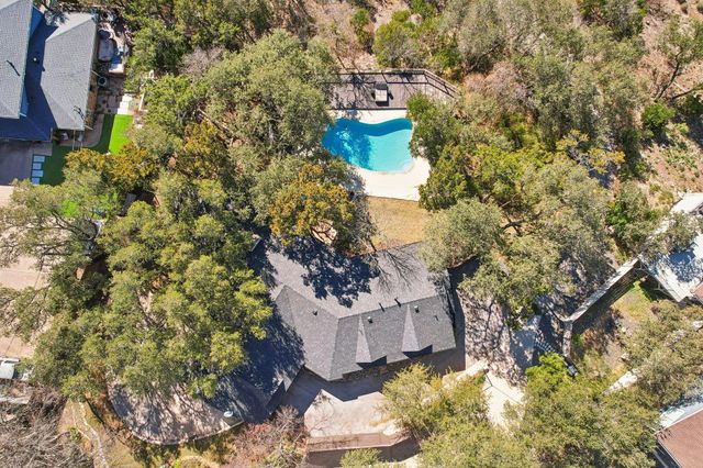 3902 Knollwood DR A, Austin, TX 78731