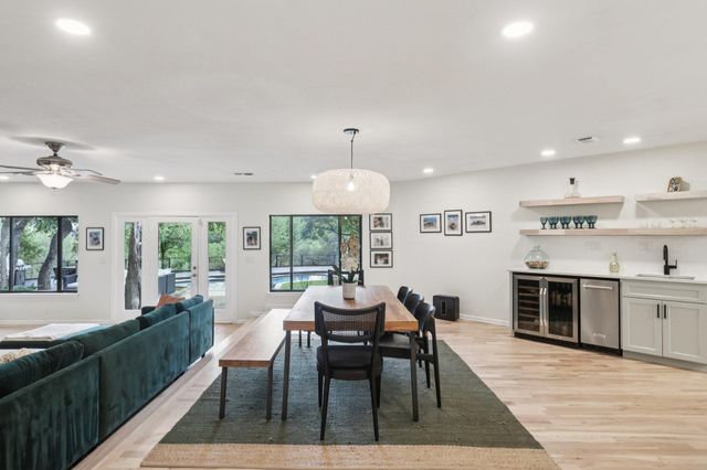 3902 Knollwood DR A, Austin, TX 78731