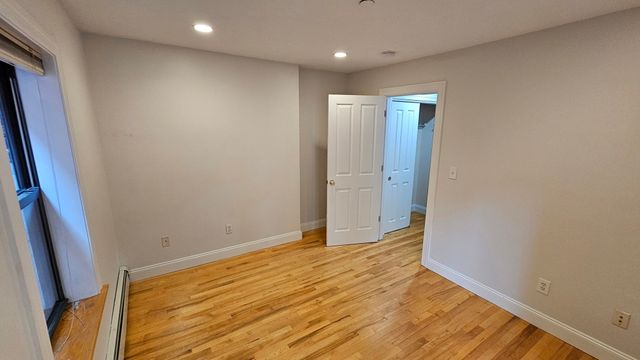 39 Salutation 33, Boston, MA 02108