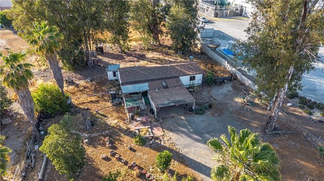 29489 3rd, Lake Elsinore, CA 92532