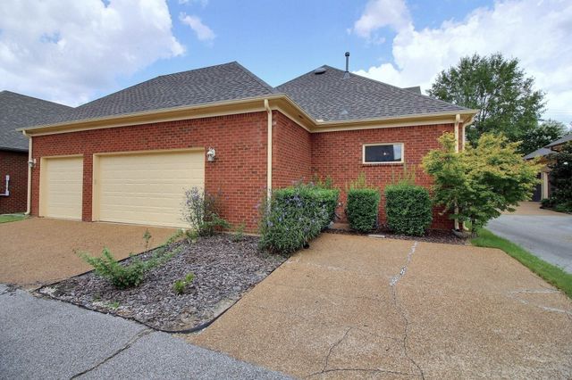 945 HOYAHKA ST, Collierville, TN 38017