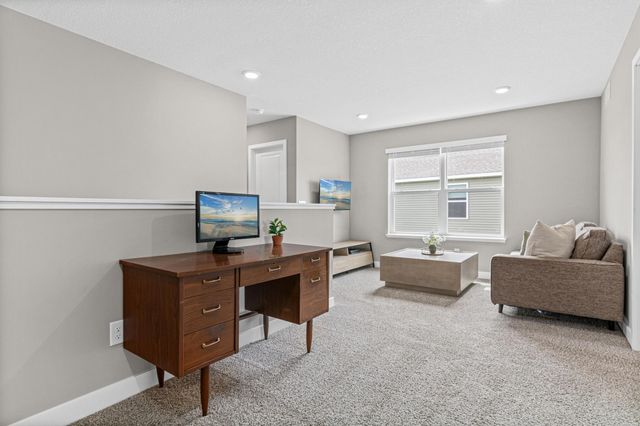 239 Snowdrop Trail, Waconia, MN 55387