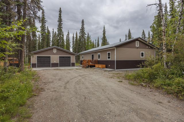 605 SILVER LINING DRIVE, North Pole, AK 99705