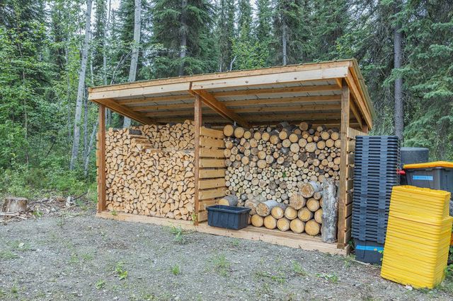 605 SILVER LINING DRIVE, North Pole, AK 99705