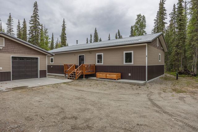 605 SILVER LINING DRIVE, North Pole, AK 99705