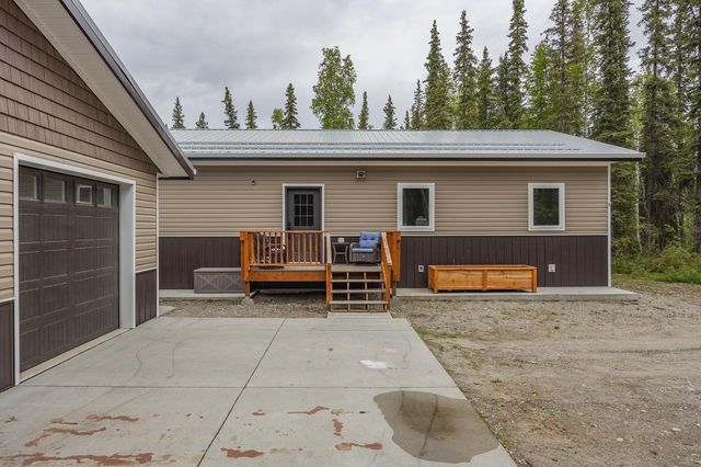 605 SILVER LINING DRIVE, North Pole, AK 99705