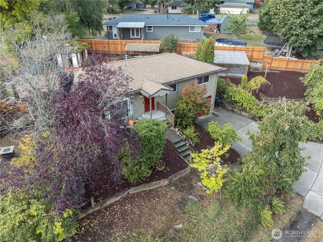 12011 SE 157th Place, Renton, WA 98058
