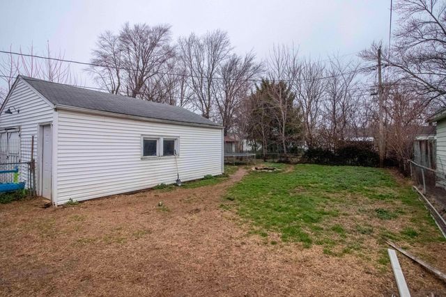 1521 W Hamilton Street, Springfield, MO 65802