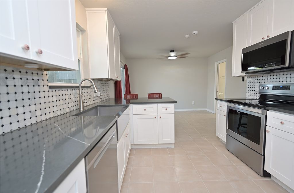 4649 Misty Ridge Drive, Fort Worth, TX 76137 — photo 4