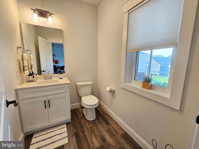 1855 EMERALD WAY, Mount Joy, PA 17552