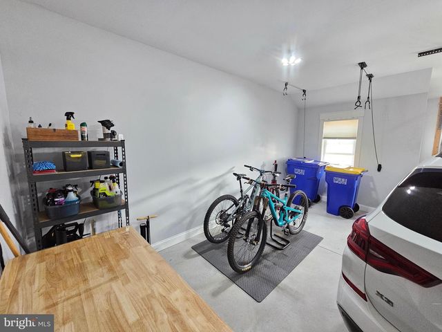1855 EMERALD WAY, Mount Joy, PA 17552