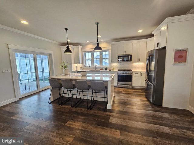 1855 EMERALD WAY, Mount Joy, PA 17552