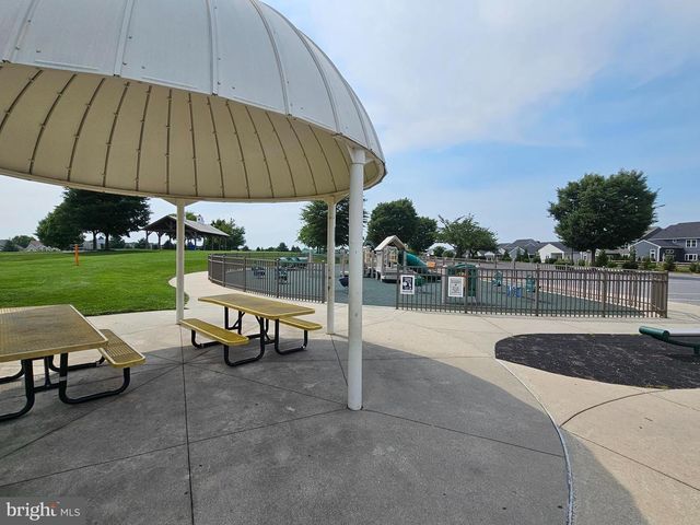 1855 EMERALD WAY, Mount Joy, PA 17552