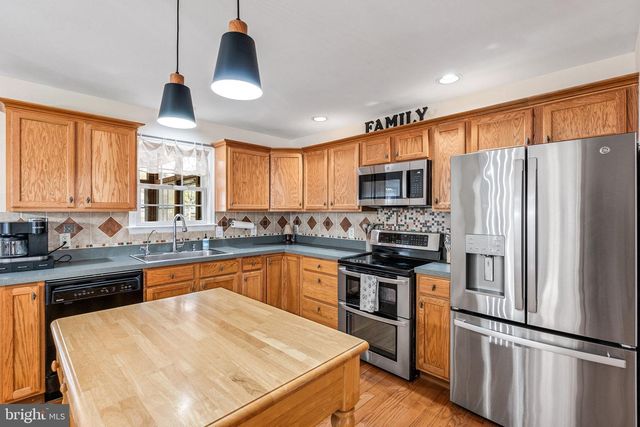 425 DORSET DR, Ruther Glen, VA 22546