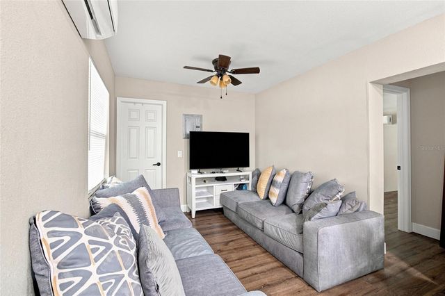 5106 THONOTOSASSA ROAD, Plant City, FL 33565
