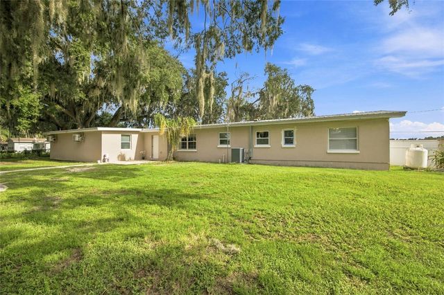 5106 THONOTOSASSA ROAD, Plant City, FL 33565