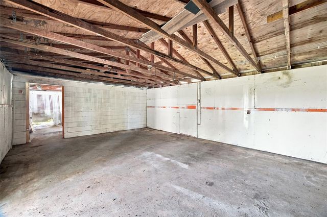 5106 THONOTOSASSA ROAD, Plant City, FL 33565