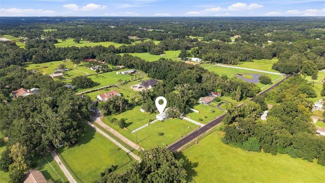 5106 THONOTOSASSA ROAD, Plant City, FL 33565