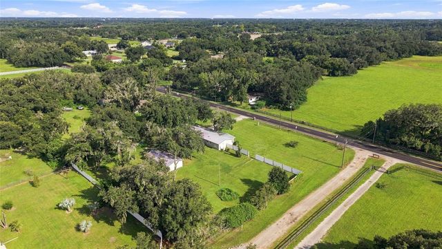 5106 THONOTOSASSA ROAD, Plant City, FL 33565