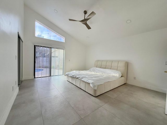 7657 Sierra Terrace W, Boca Raton, FL 33433