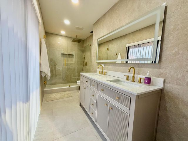 7657 Sierra Terrace W, Boca Raton, FL 33433
