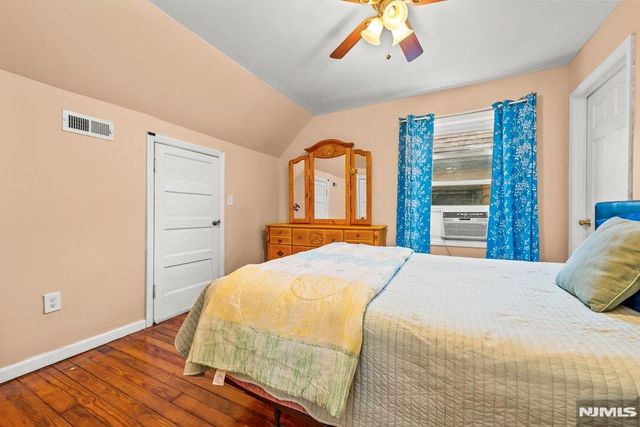 102 Treacy Avenue, Newark, NJ 07108