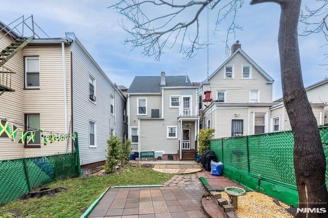 102 Treacy Avenue, Newark, NJ 07108