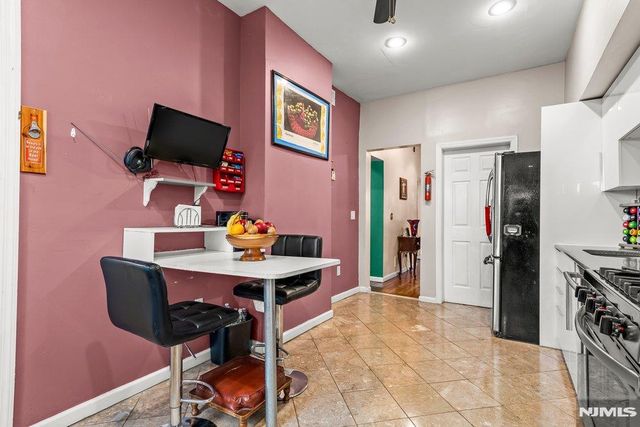 102 Treacy Avenue, Newark, NJ 07108