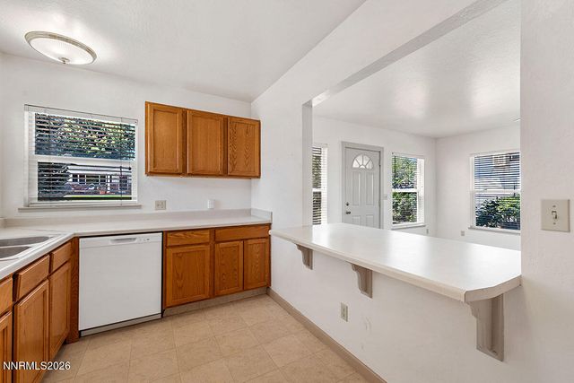 1295 Feather Way, Reno, NV 89509