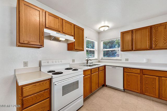 1295 Feather Way, Reno, NV 89509