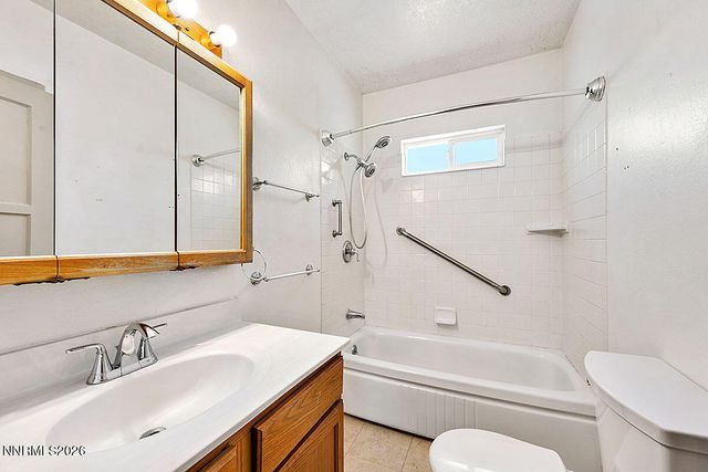 1295 Feather Way, Reno, NV 89509