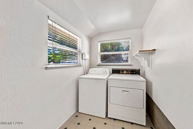 1295 Feather Way, Reno, NV 89509